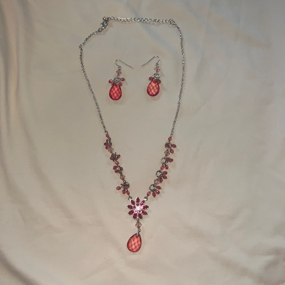 Earring & Necklace Set